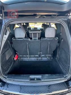 Dodge Caravan